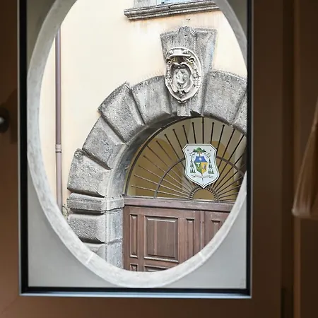 Relais Palazzo Duomo ゲストハウス ノーラ